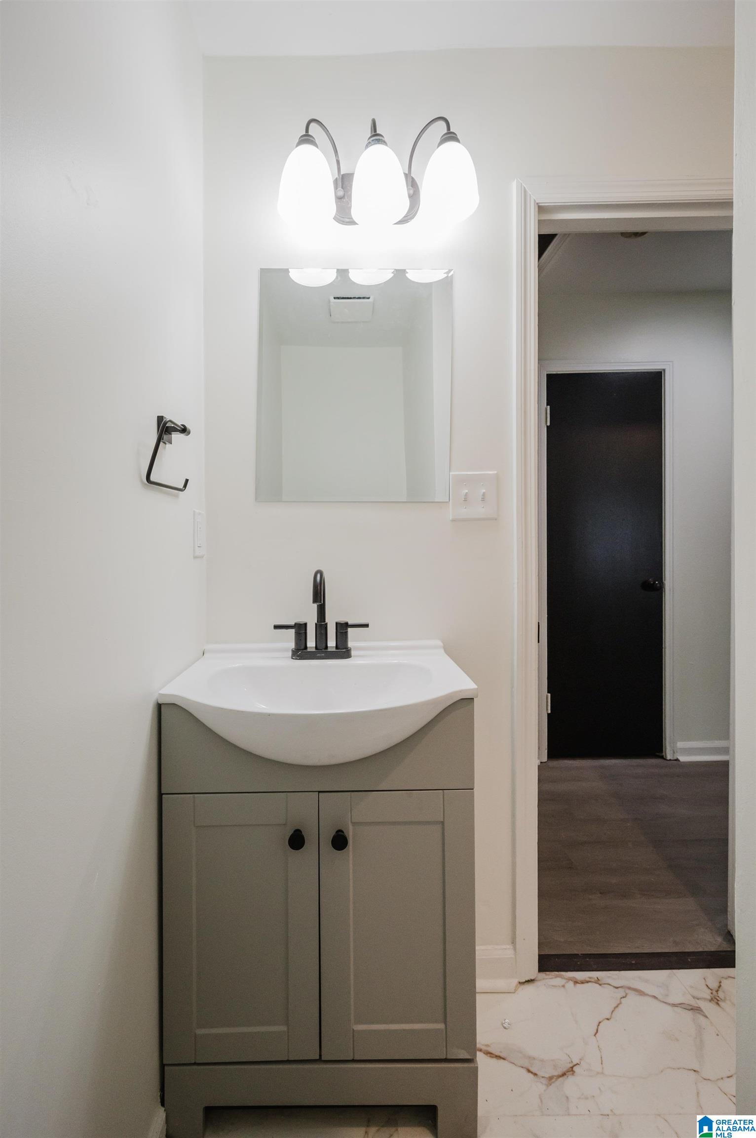 201 Sun Valley Road Birmingham, AL 35215 - Photo 22 of 34