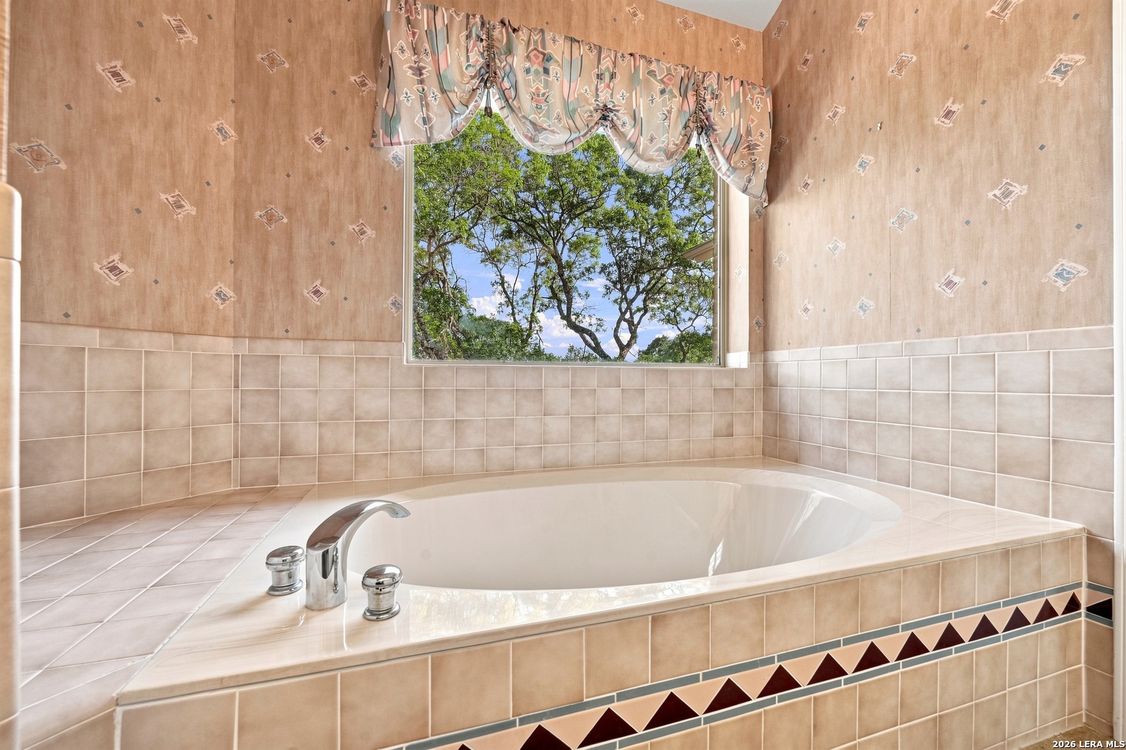 20623 Helotes Creek Road Helotes, TX 78023 - Photo 22 of 42 Gallery Image 22