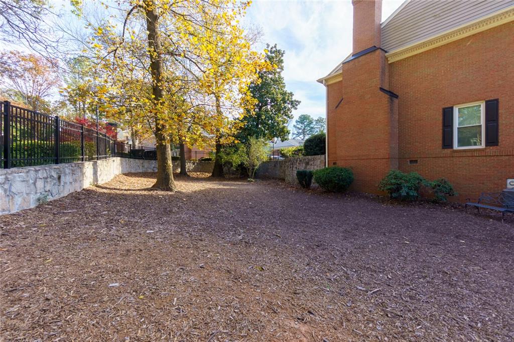 82 Mt Vernon Circle Atlanta, GA 30338 - Photo 31 of 32