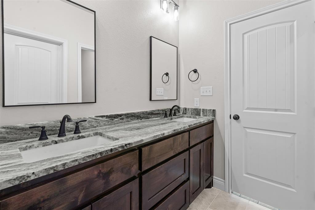 3402 Hilltop Road Granbury, TX 76048 - Photo 24 of 40