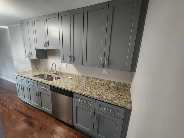 $424,900 | 1612 North Windsor Drive, Arlington Heights, IL 60004