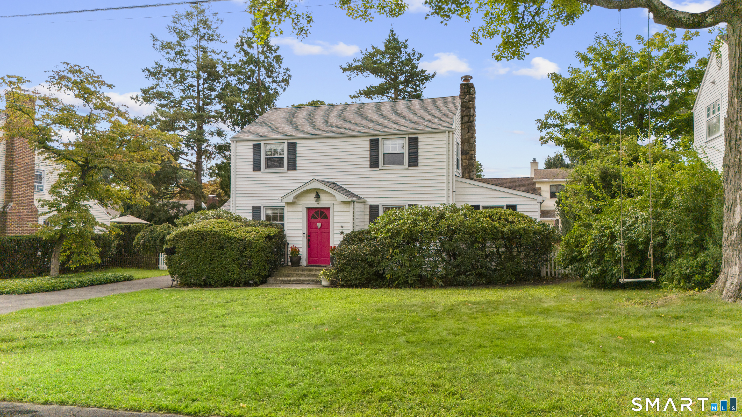 17 Alton Road Stamford, CT 06906 - Photo 2 of 38 Gallery Image 2
