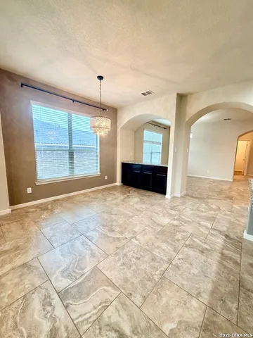 $2,595 | 8919 Olmstead Park, Converse, TX 78109