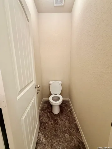 $2,595 | 8919 Olmstead Park, Converse, TX 78109