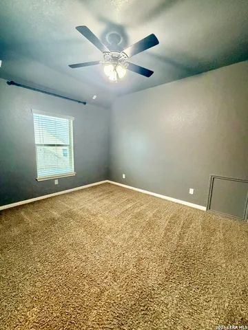 $2,595 | 8919 Olmstead Park, Converse, TX 78109