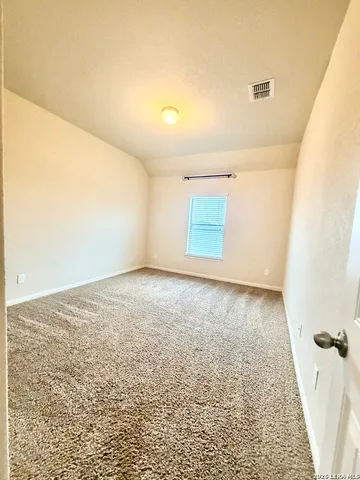 $2,595 | 8919 Olmstead Park, Converse, TX 78109