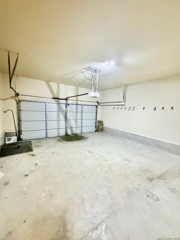 $2,595 | 8919 Olmstead Park, Converse, TX 78109