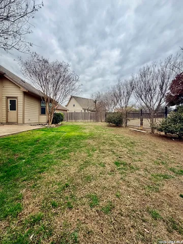 $2,595 | 8919 Olmstead Park, Converse, TX 78109