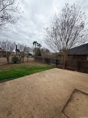 $2,595 | 8919 Olmstead Park, Converse, TX 78109