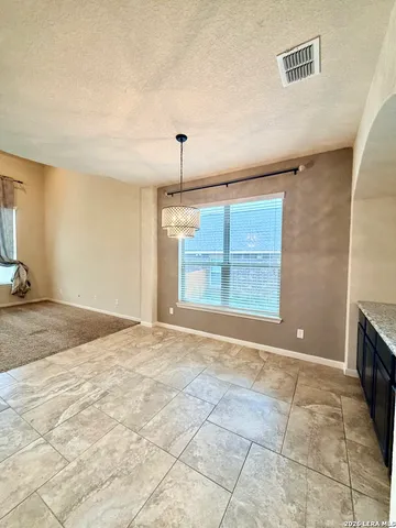 $2,595 | 8919 Olmstead Park, Converse, TX 78109