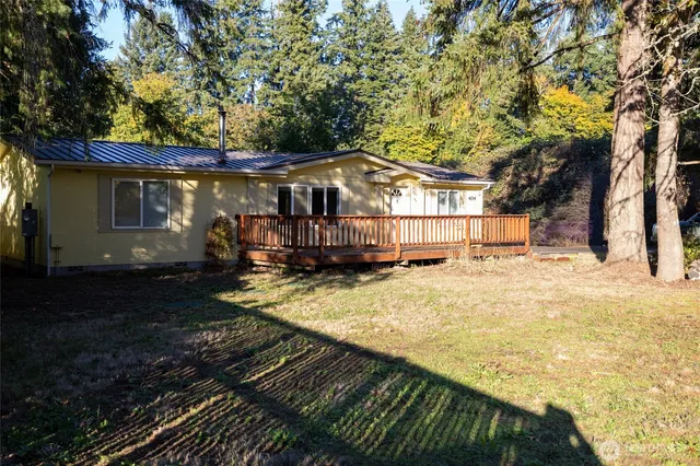 $345,000 | 404 Scheaffer Street, Oakville, WA 98568