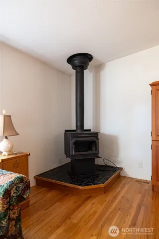 $345,000 | 404 Scheaffer Street, Oakville, WA 98568