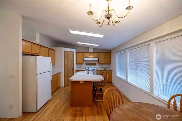 $345,000 | 404 Scheaffer Street, Oakville, WA 98568