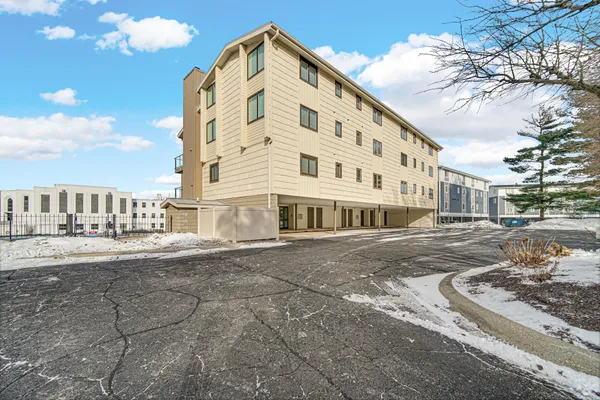 $324,999 | 2 Marine Drive, Unit 6, Michigan City, IN 46360