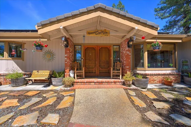 $962,500 | 19856 Ocelot Drive, Grass Valley, CA 95949