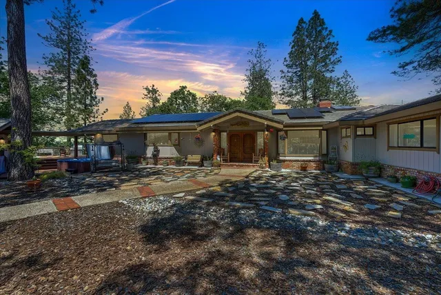 $962,500 | 19856 Ocelot Drive, Grass Valley, CA 95949