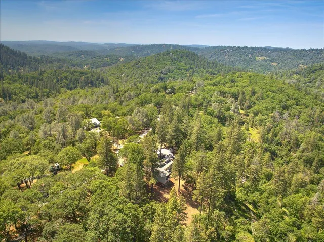 $962,500 | 19856 Ocelot Drive, Grass Valley, CA 95949