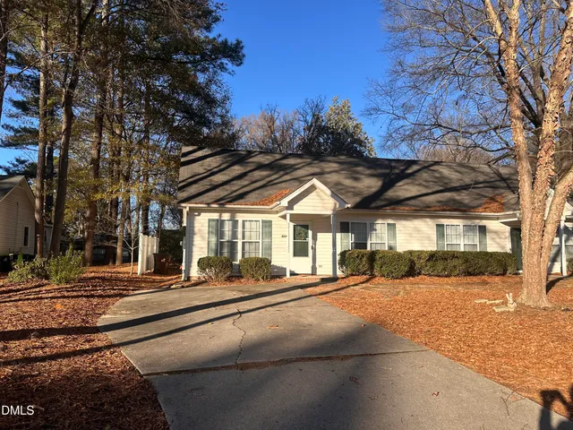 $1,300 | 422 Wall Street, Wendell, NC 27591