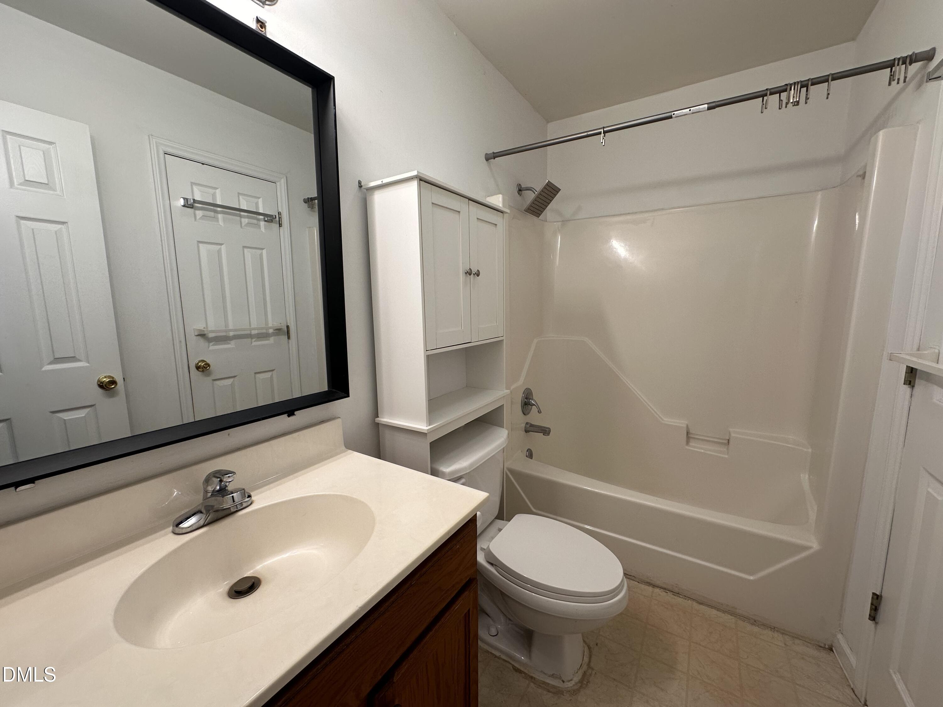 422 Wall Street Wendell, NC 27591 - Photo 3 of 11 IMG_3618