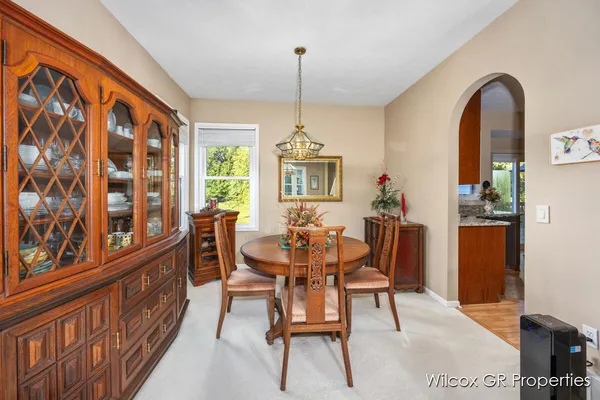 $492,500 | 1041 Dogwood Meadows Drive Southeast, Ada, MI 49301