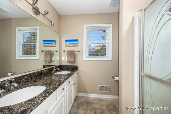 $492,500 | 1041 Dogwood Meadows Drive Southeast, Ada, MI 49301