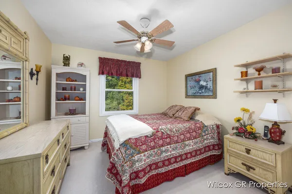 $492,500 | 1041 Dogwood Meadows Drive Southeast, Ada, MI 49301