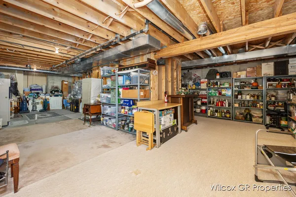 $492,500 | 1041 Dogwood Meadows Drive Southeast, Ada, MI 49301