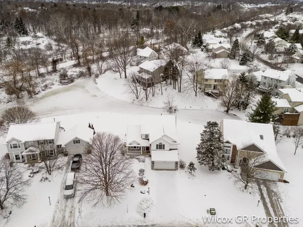 $492,500 | 1041 Dogwood Meadows Drive Southeast, Ada, MI 49301