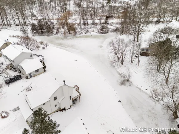 $492,500 | 1041 Dogwood Meadows Drive Southeast, Ada, MI 49301