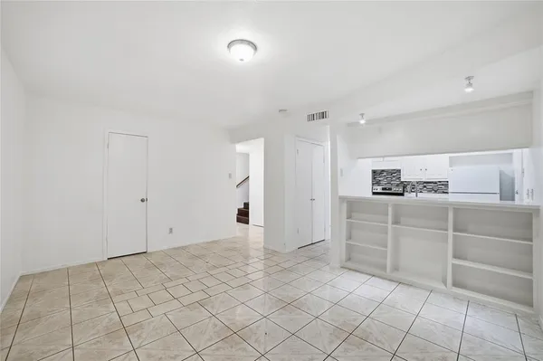 $2,000 | 334 Valley Park Drive, Garland, TX 75043