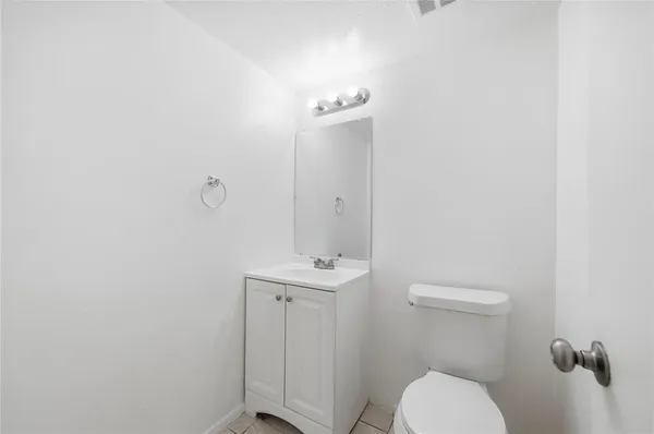 $2,000 | 334 Valley Park Drive, Garland, TX 75043