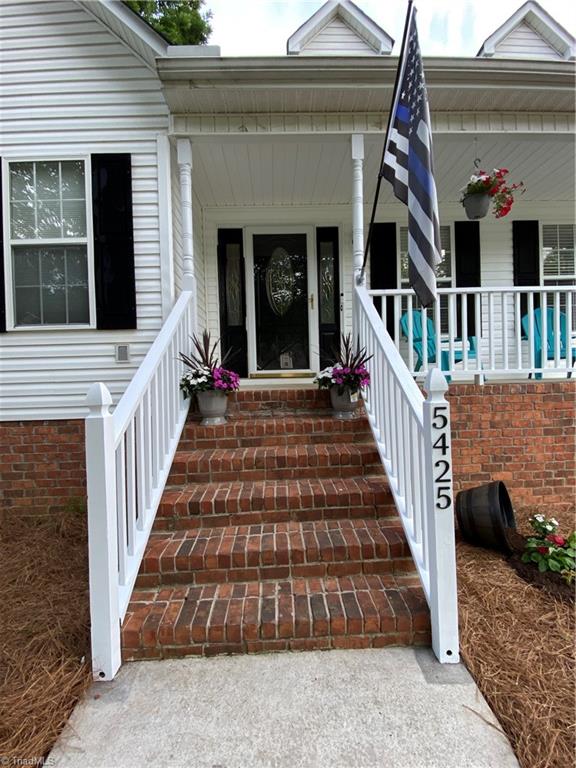 5425 Springhouse Farm Road Winston-Salem, NC 27107 - Photo 4 of 18 Gallery Image 4