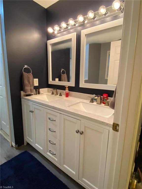 5425 Springhouse Farm Road Winston-Salem, NC 27107 - Photo 10 of 18 Gallery Image 10