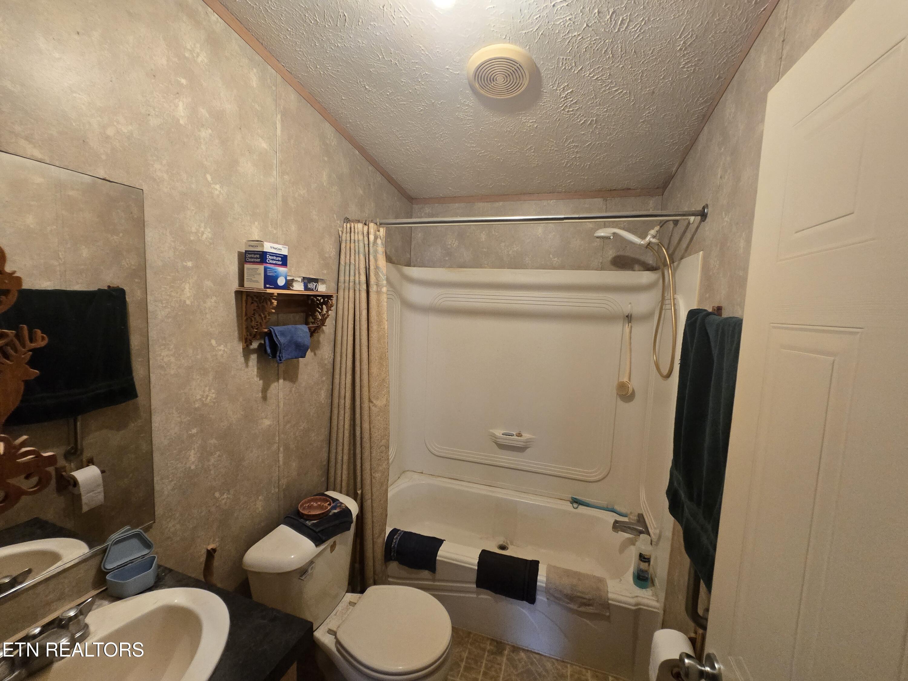 406 Wallen Road Kyles Ford, TN 37765 - Photo 12 of 34 20260305_100817