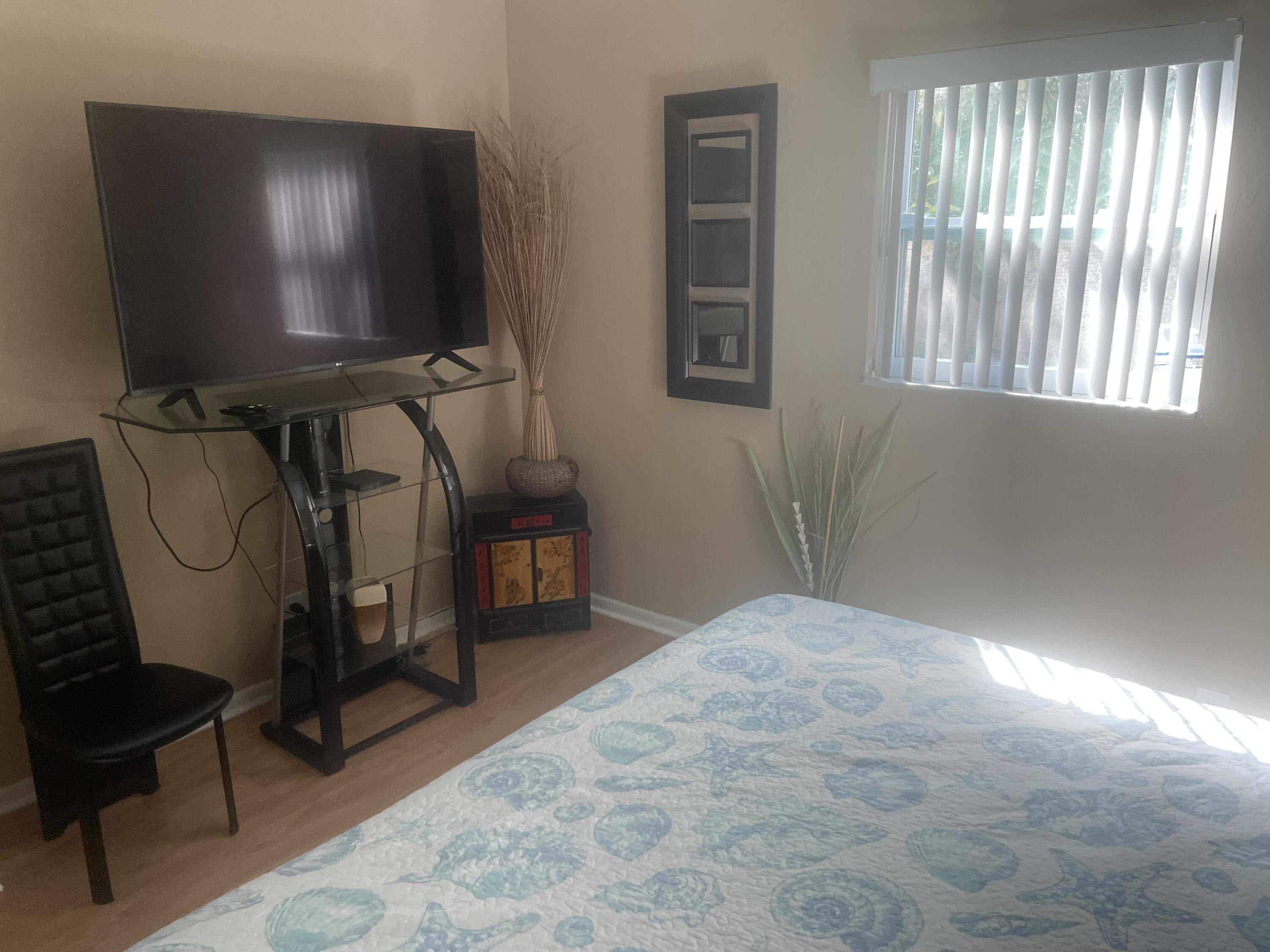 14845 Whatley Road Delray Beach, FL 33445 - Photo 6 of 24 Master BR