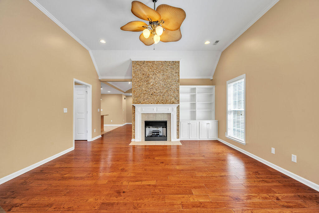 610 Callaway Court Chattanooga, TN 37421 - Photo 7 of 46 610Callaway-13