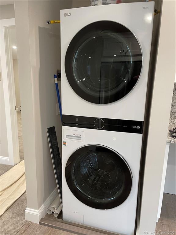 31 Ledge Avenue, Unit 2 New Canaan, CT 06840 - Photo 12 of 14 Washer and Dryer included in unit