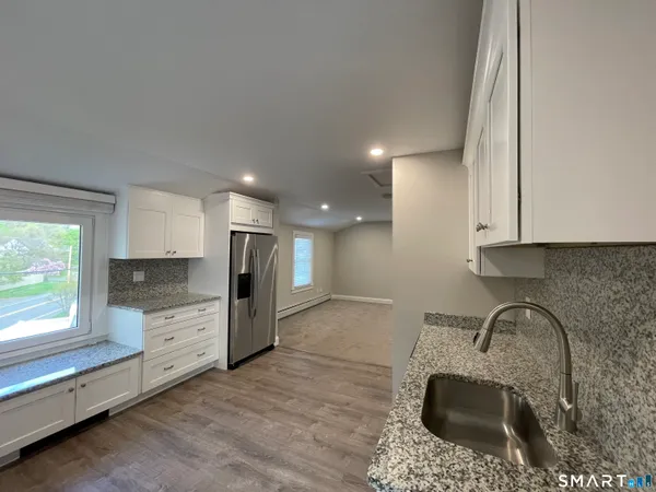 $2,950 | 31 Ledge Avenue, Unit 2, New Canaan, CT 06840