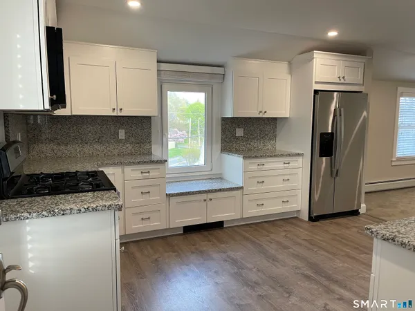 $2,950 | 31 Ledge Avenue, Unit 2, New Canaan, CT 06840