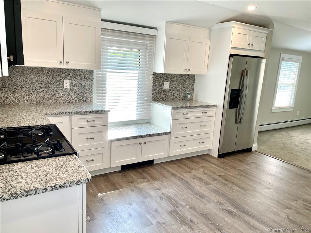 31 Ledge Avenue, Unit 2 New Canaan, CT 06840 - Photo 4 of 14