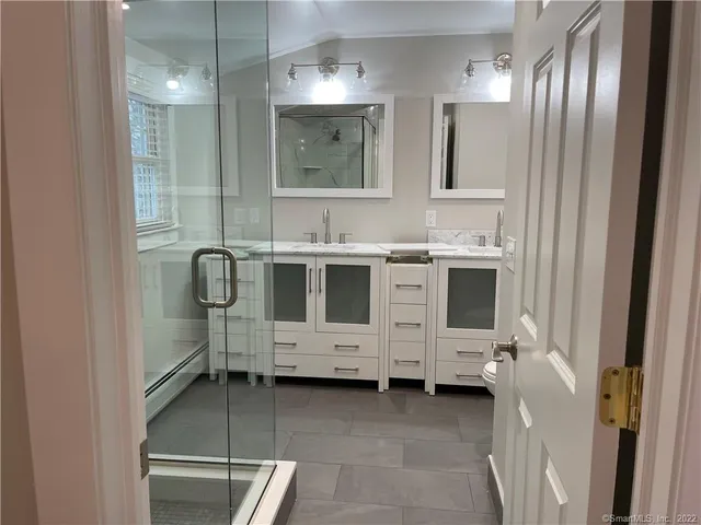 $2,950 | 31 Ledge Avenue, Unit 2, New Canaan, CT 06840