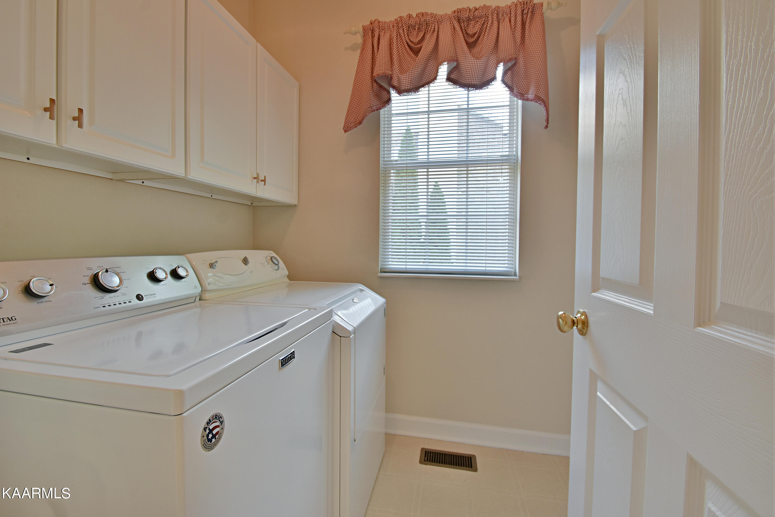 1135 Woodsboro Road Knoxville, TN 37922 - Photo 23 of 38 DSC_5746 (1)