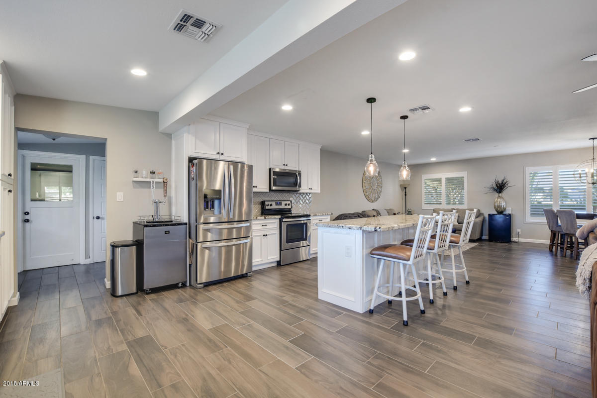 1517 West Lamar Road Phoenix, AZ 85015 - Photo 18 of 43 1517-West-Lamar-Road-25