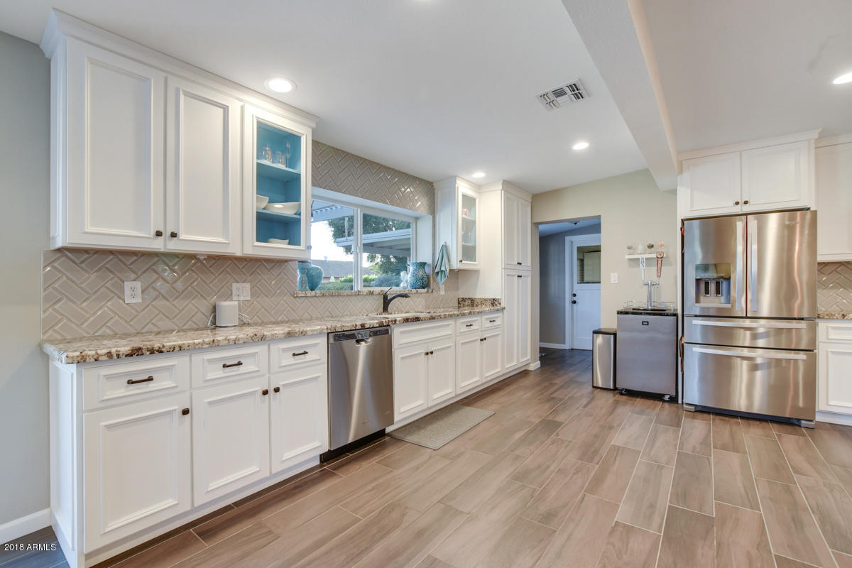 1517 West Lamar Road Phoenix, AZ 85015 - Photo 19 of 43 1517-West-Lamar-Road-26