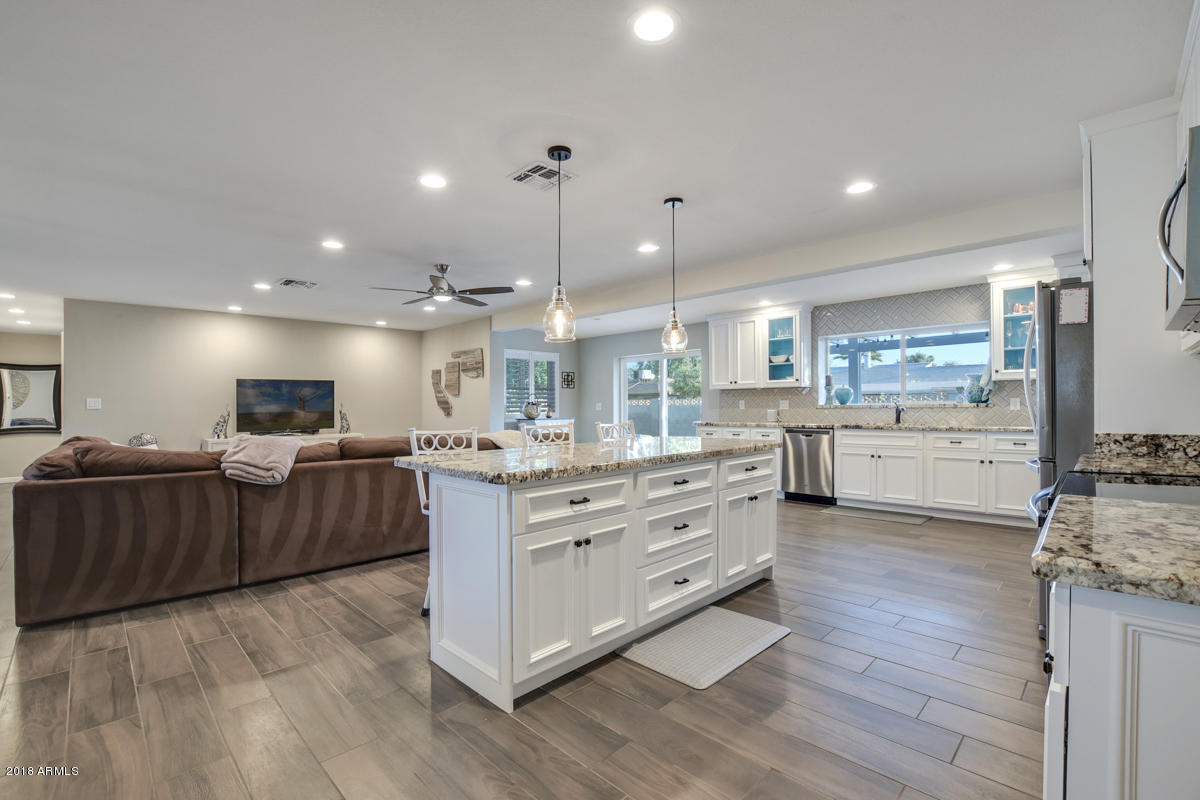 1517 West Lamar Road Phoenix, AZ 85015 - Photo 2 of 43 1517-West-Lamar-Road-23