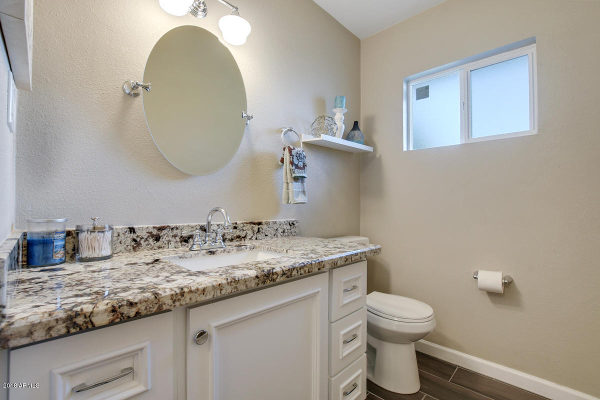 1517 West Lamar Road Phoenix, AZ 85015 - Photo 29 of 43 1517-West-Lamar-Road-37