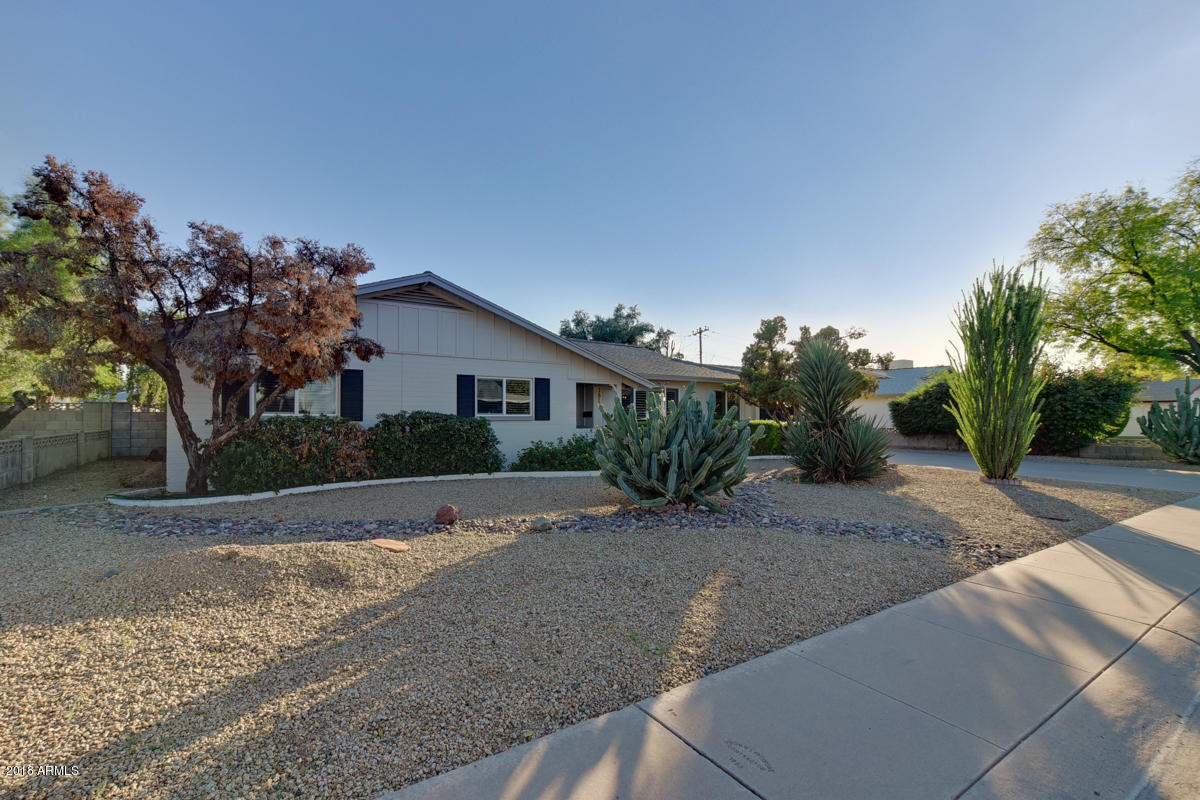 1517 West Lamar Road Phoenix, AZ 85015 - Photo 6 of 43 1517-West-Lamar-Road-10