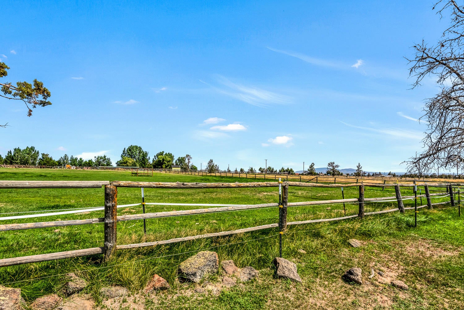 22370 Erickson Road Bend, OR 97701 - Photo 47 of 49 48