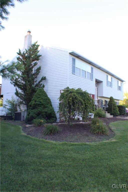 3733 Eagle Road Slatington, PA 18080 - Photo 2 of 18 Gallery Image 2