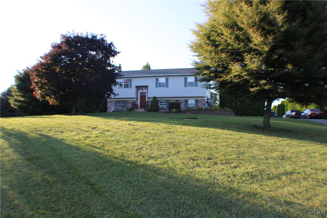3733 Eagle Road Slatington, PA 18080 - Photo 3 of 18 Gallery Image 3